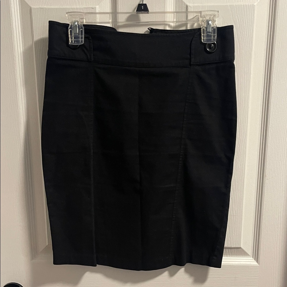 H&M Classic Black Pencil Skirt
